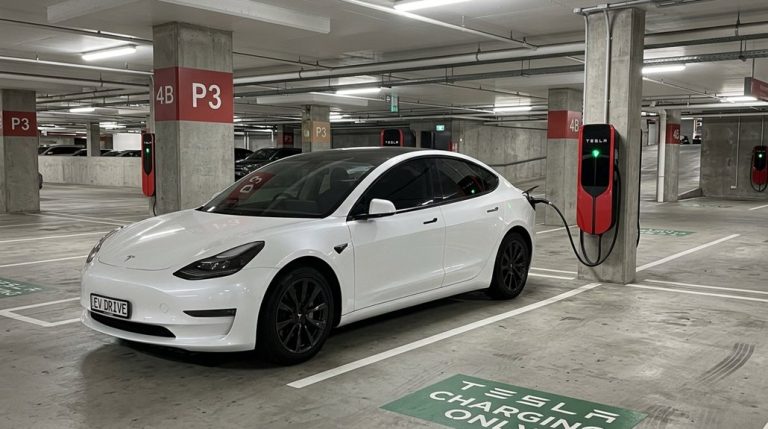 locate tesla destination chargers
