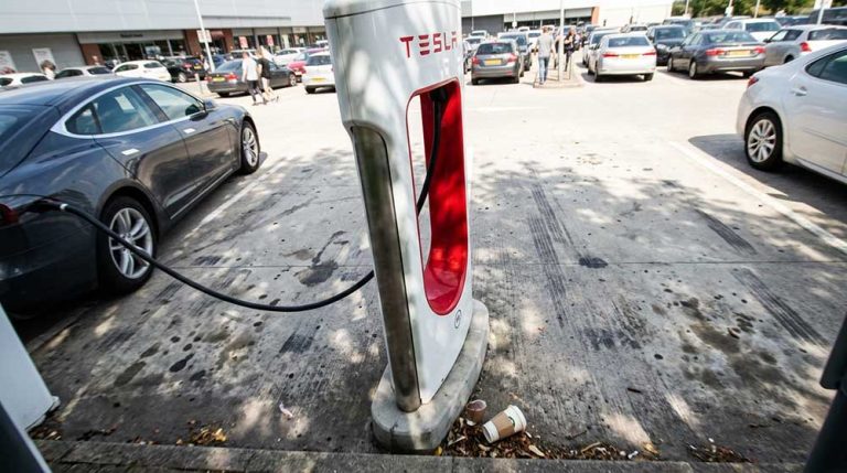 Career View: What Do Tesla Employees Say About Their Work?