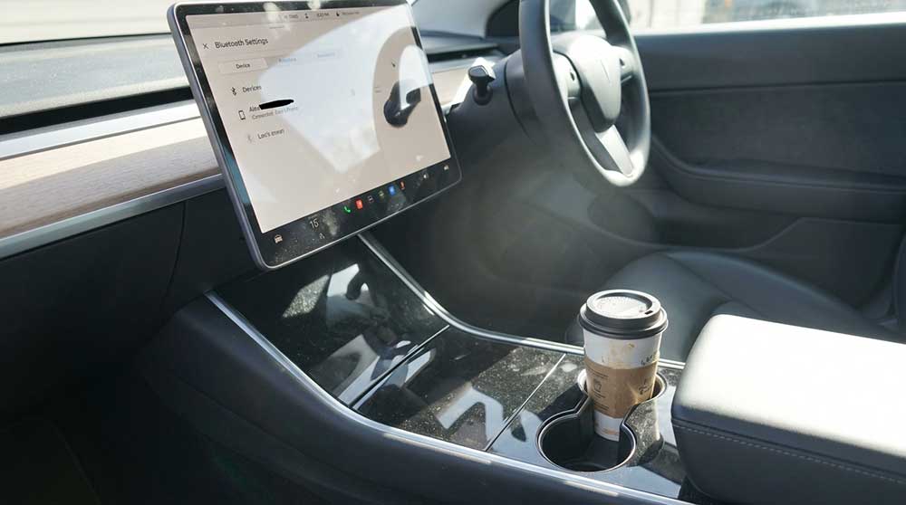 Tech Fix: How to Solve a Tesla Bluetooth Mic Problem