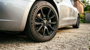 teslas typically lack run flats