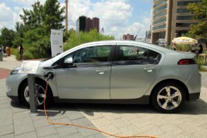 Should-You-Leave-Your-Chevy-Volt-Plugged-In-