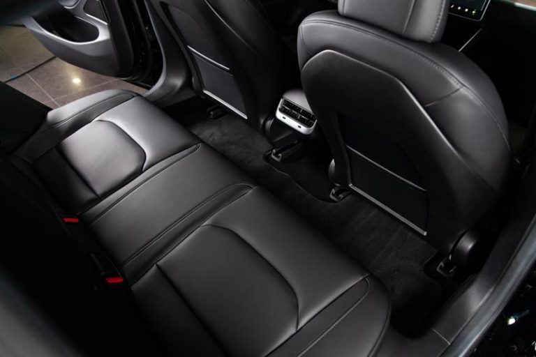 Tesla-Black-Back-Seats