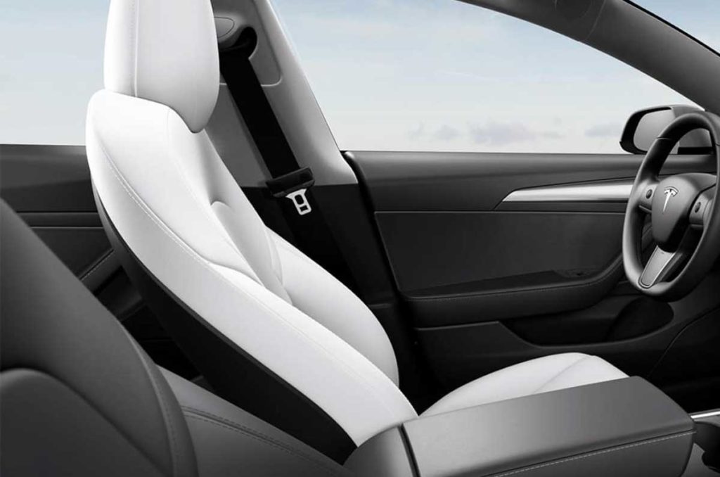 Tesla-Black-and-White-Seats