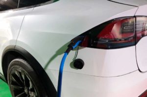 car-sustainable-energy-charging-tesla-electric-car-electric-vehicle-charging-station-elctric-vehicle