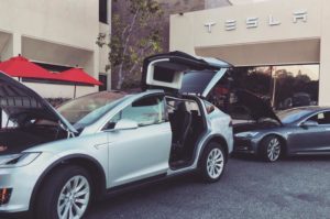 tesla-model-x-ready-to-be-delivered