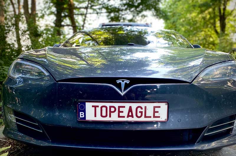 Tesla-Personalized-Tesla-Electric-Car-Licence-Plate